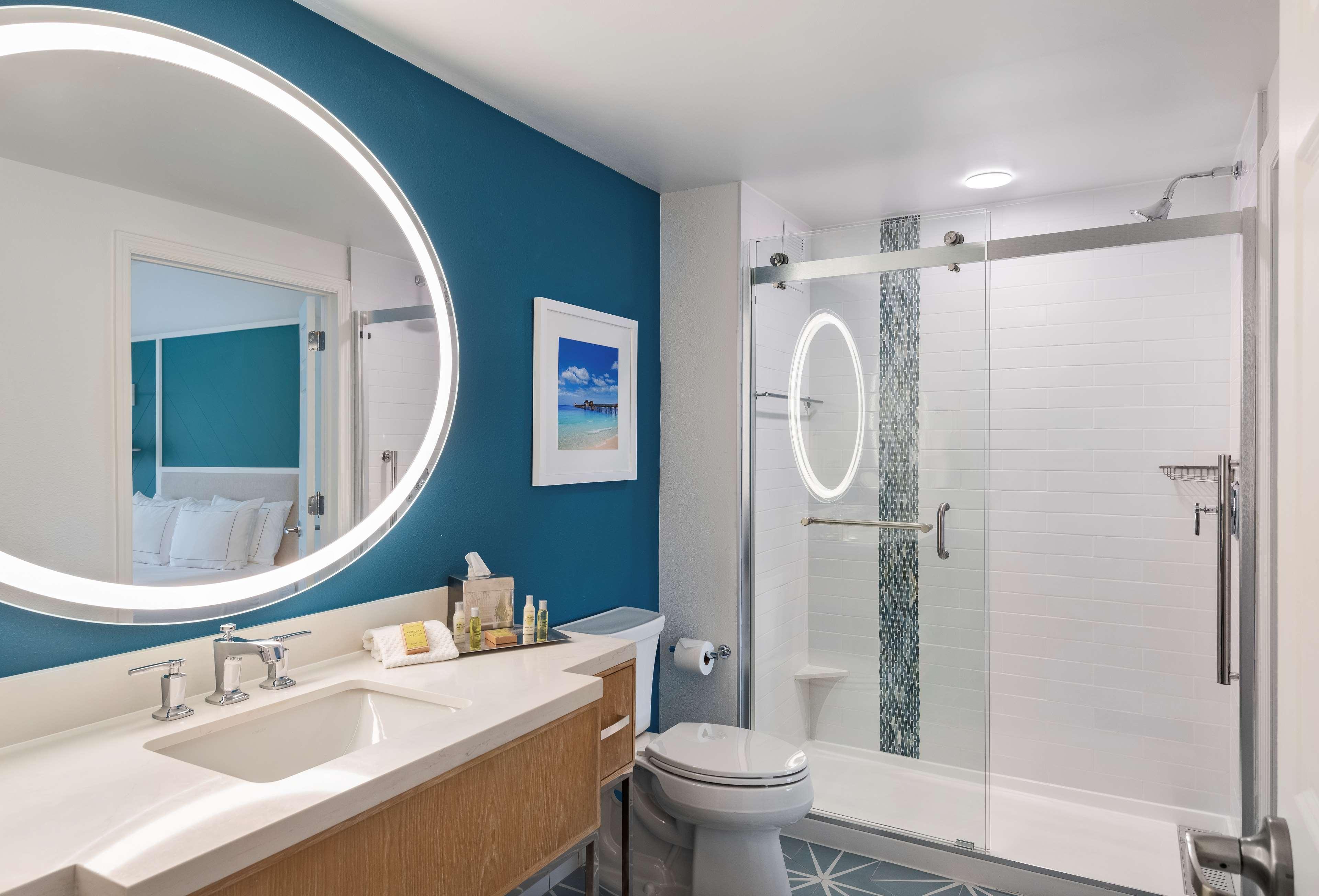 Doubletree Suites By Hilton Naples Naples Park Exterior photo