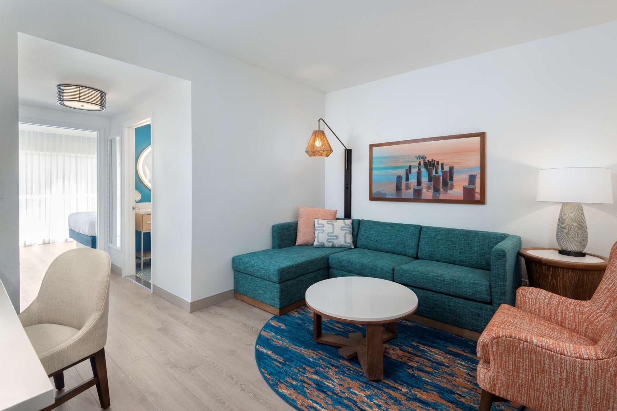 Doubletree Suites By Hilton Naples Naples Park Exterior photo