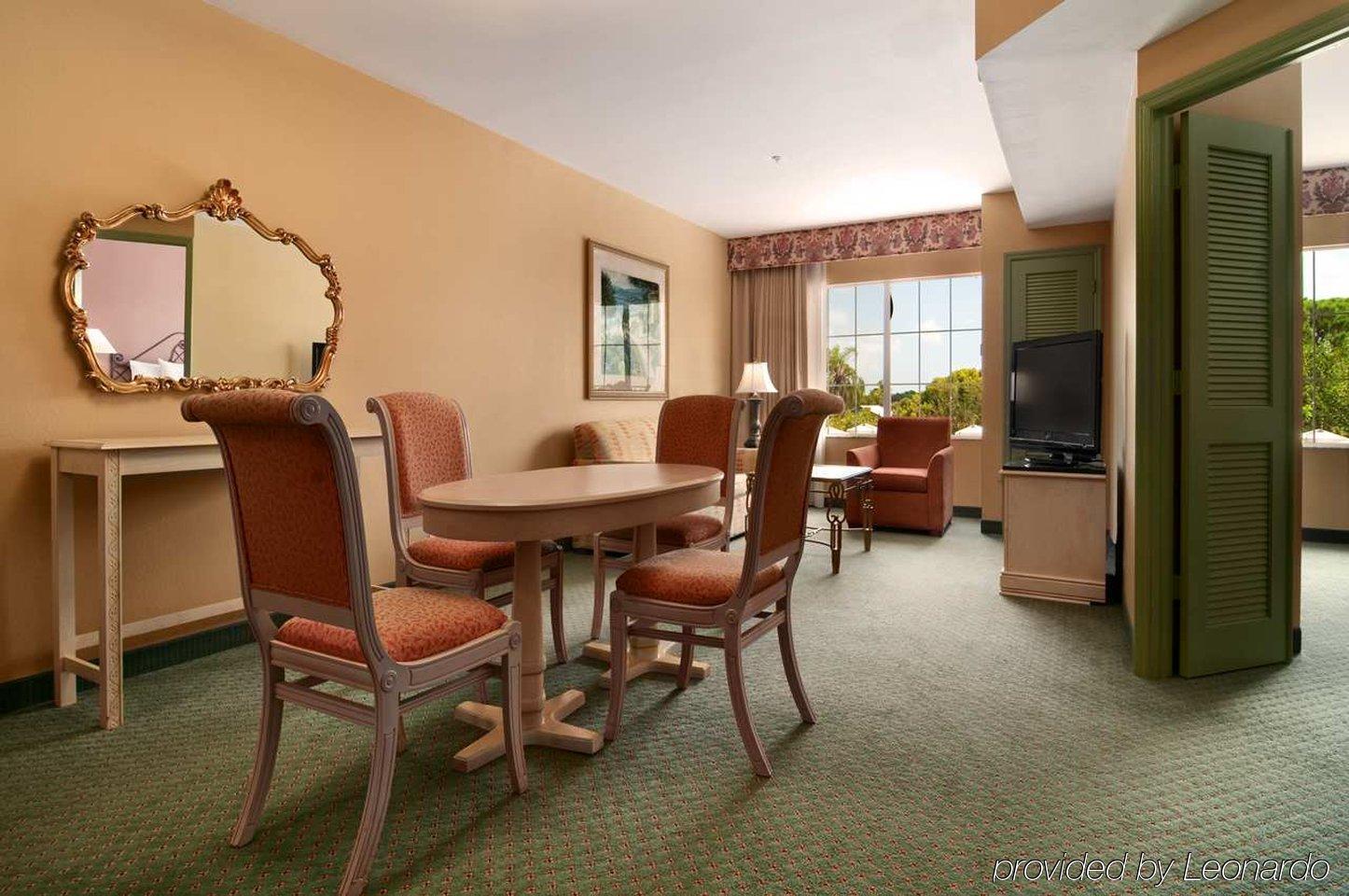 Doubletree Suites By Hilton Naples Naples Park Room photo